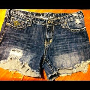 Ladies Industrial Cotton distressed denim shorts size 11